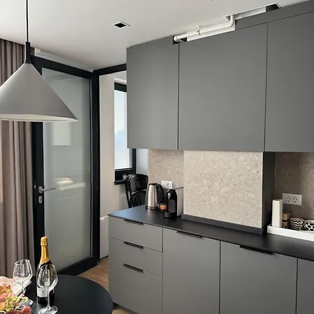 Sarmi - Centrul Constantei 아파트 콘스탄차